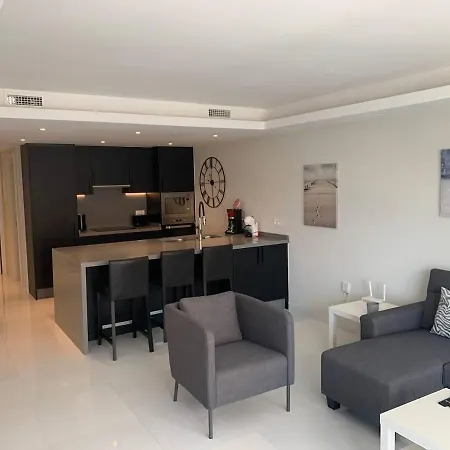 Apartment Modern Puerto Banus -2 Beds *