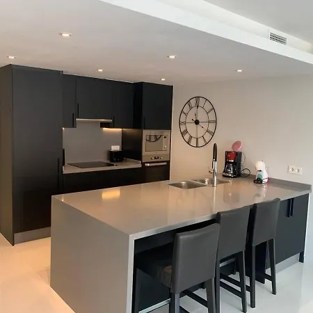 Apartment Modern Puerto Banus -2 Beds *